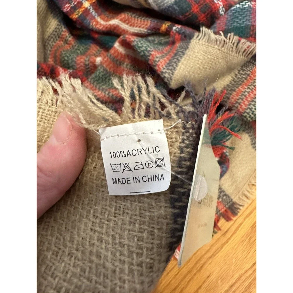 NWT Dimore Red Plaid Blanket Scarf Women Big Oversized 56” x 56” Eyelash Fringe - Picture 4 of 9